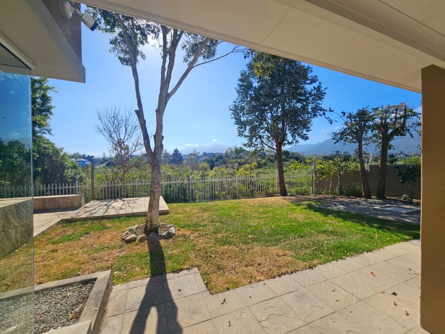 3 Bedroom Property for Sale in Dormehls Drift Western Cape